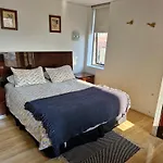Cozy And Comfortable Stay In Providencia, Close To Everything You Need