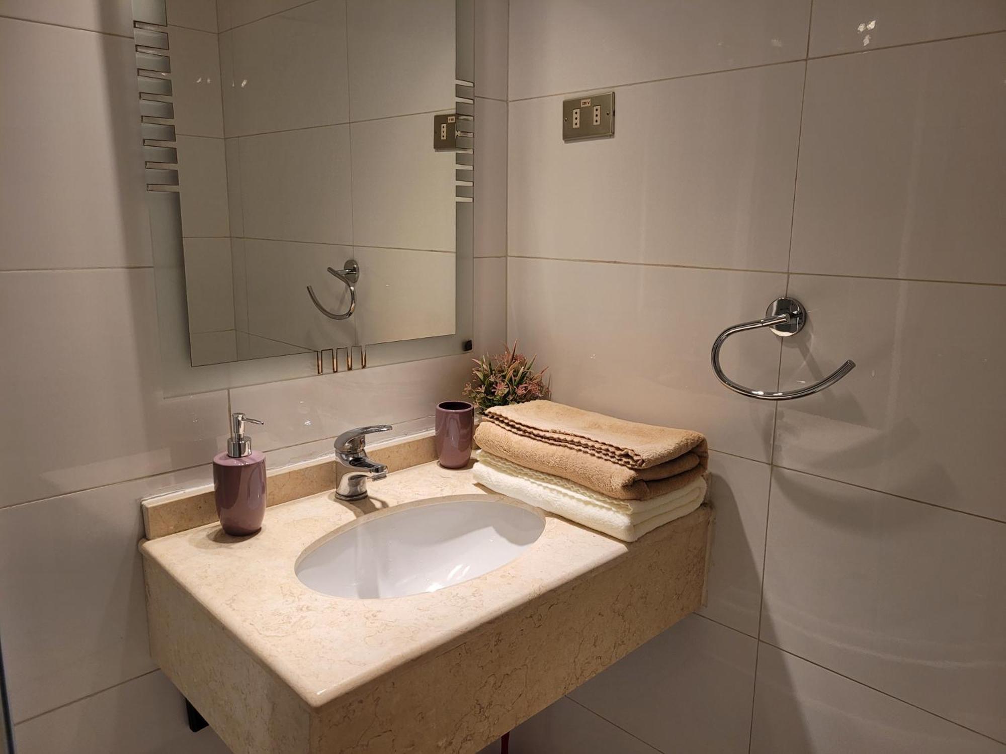Cozy And Comfortable Stay In Providencia, Close To Everything You Need * Santiago